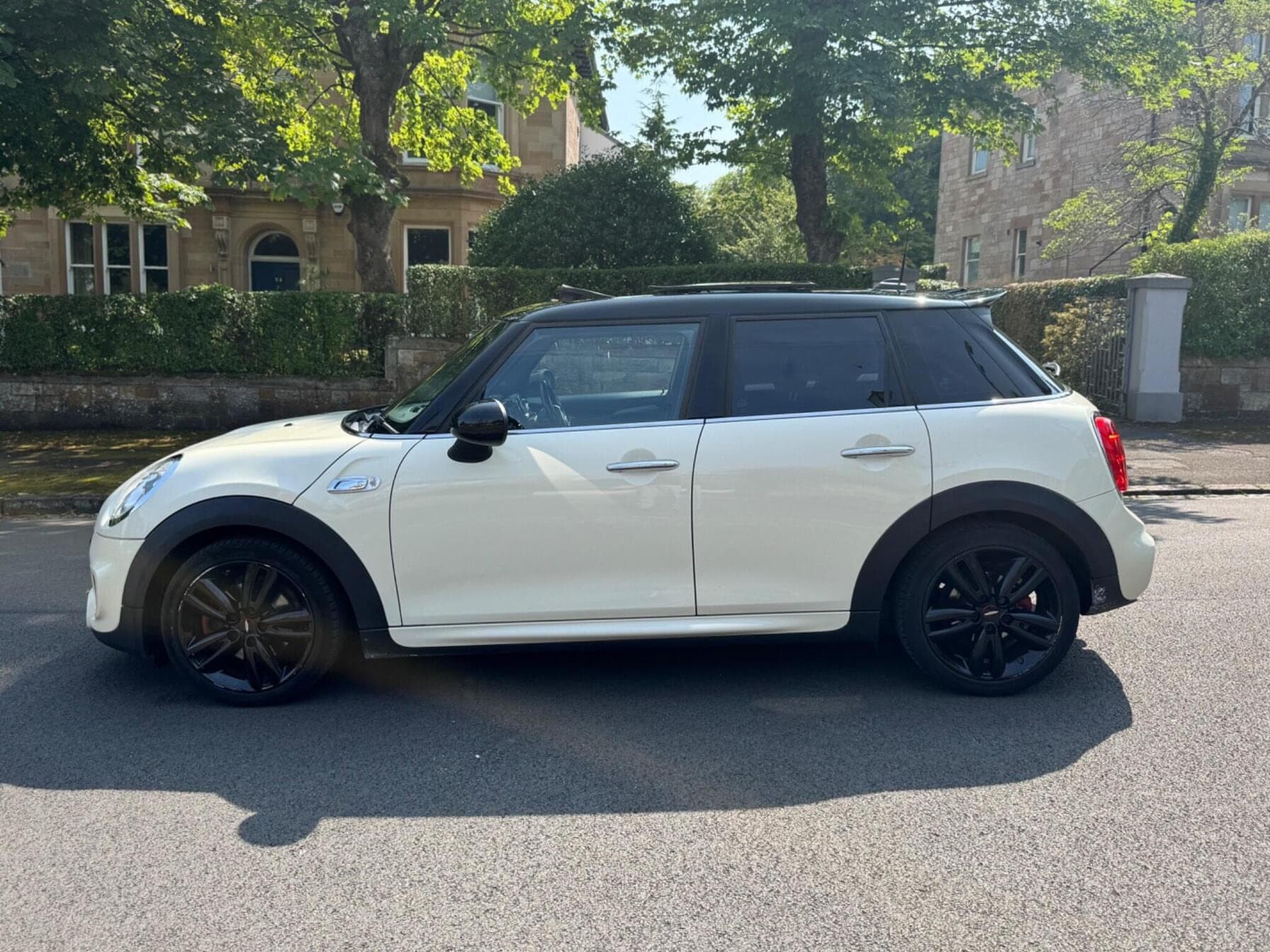 2016 MINI Hatch 2.0 Cooper SD 5dr — photo 6