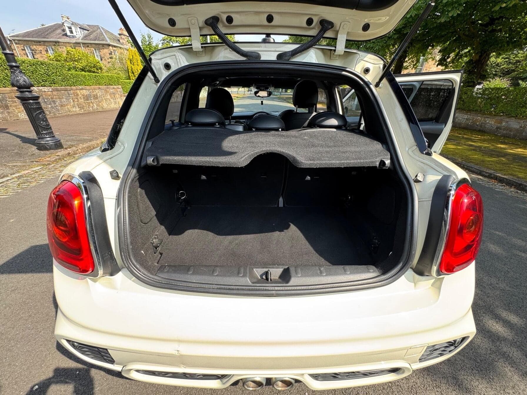 2016 MINI Hatch 2.0 Cooper SD 5dr — photo 15