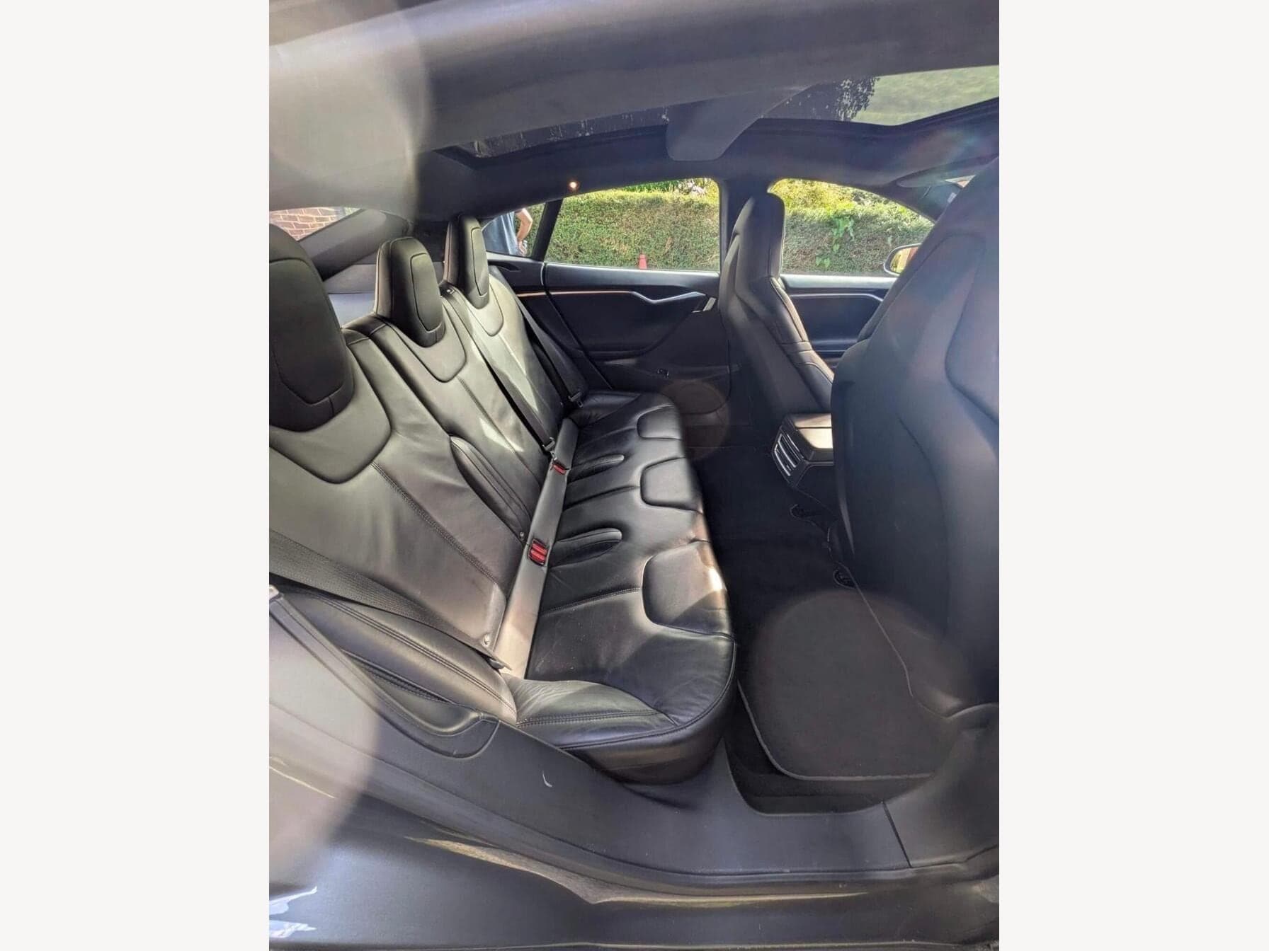 2017 Tesla Model S 70 — photo 8