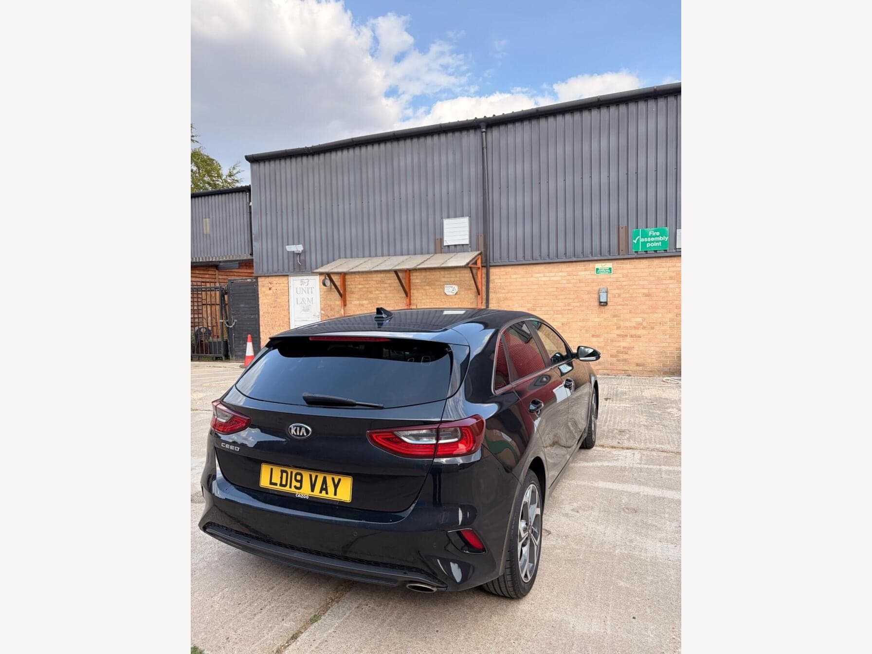 2019 Kia Ceed 1.6 CRDi 3 DCT 5dr — photo 4