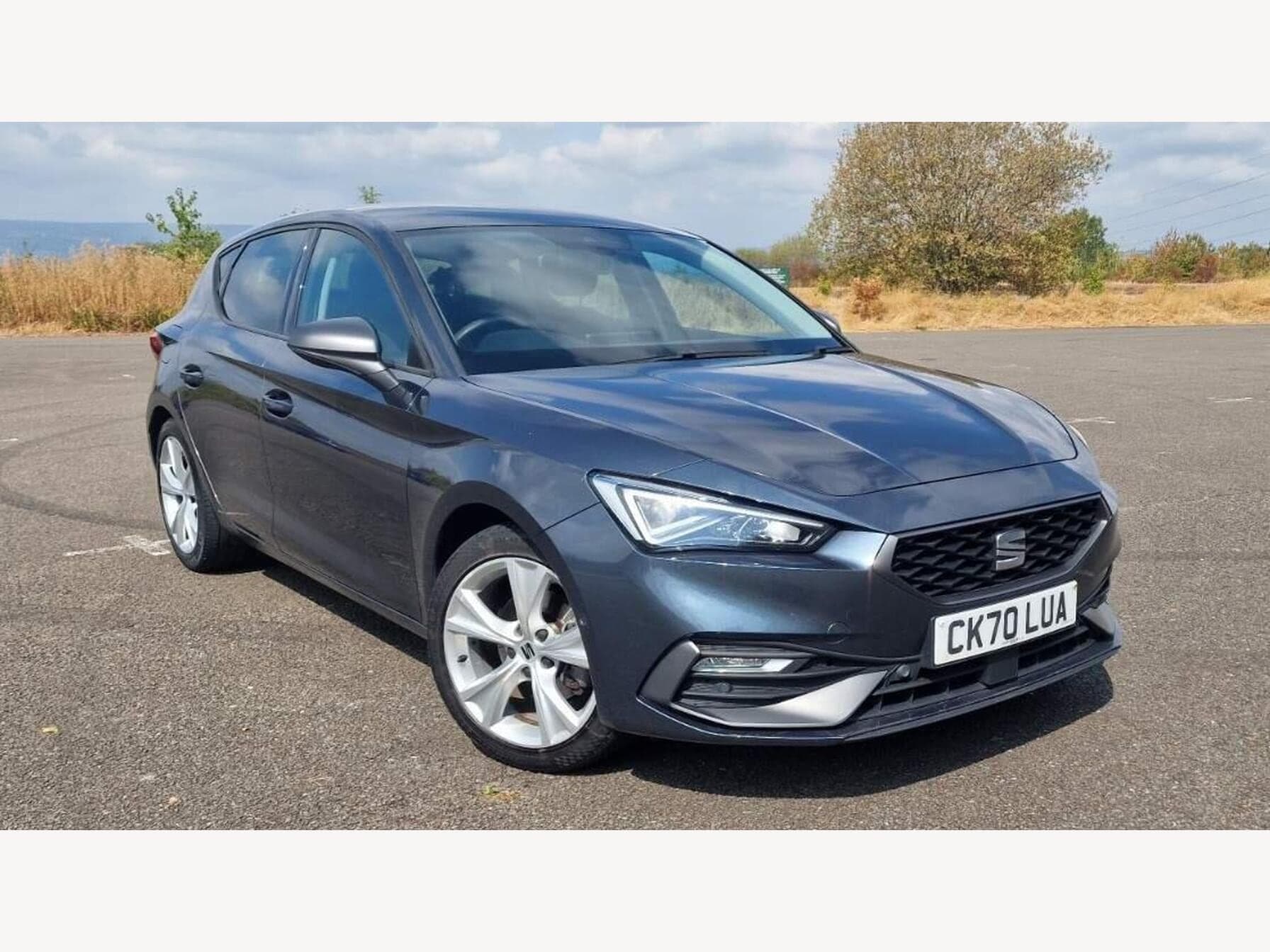 2020 SEAT Leon 1.5 TSI EVO FR 5dr — photo 1