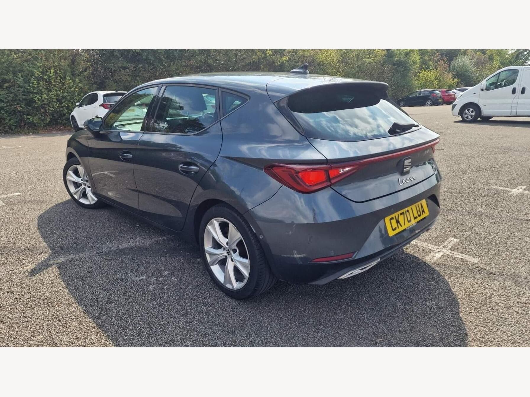 2020 SEAT Leon 1.5 TSI EVO FR 5dr — photo 5