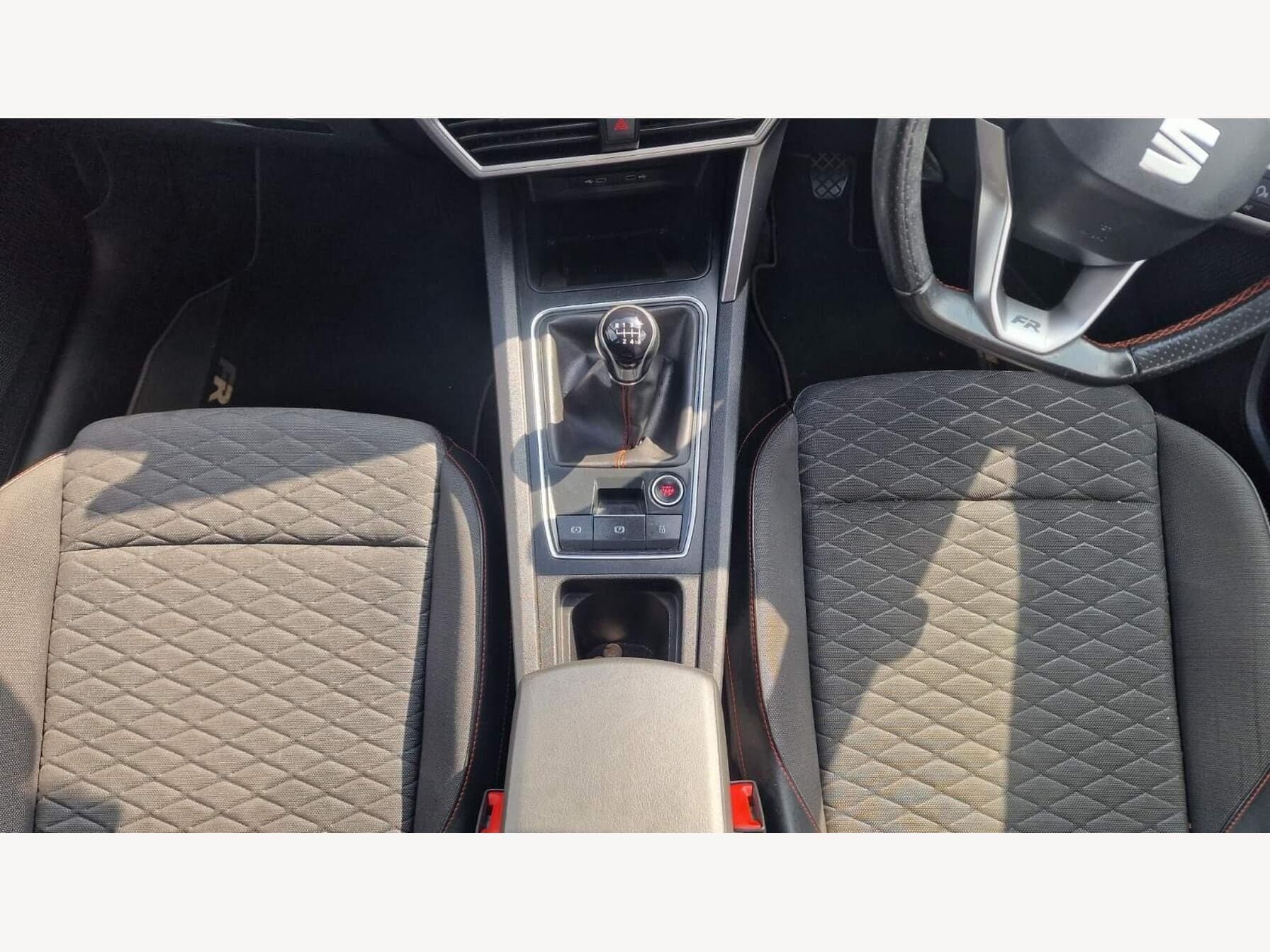 2020 SEAT Leon 1.5 TSI EVO FR 5dr — photo 23