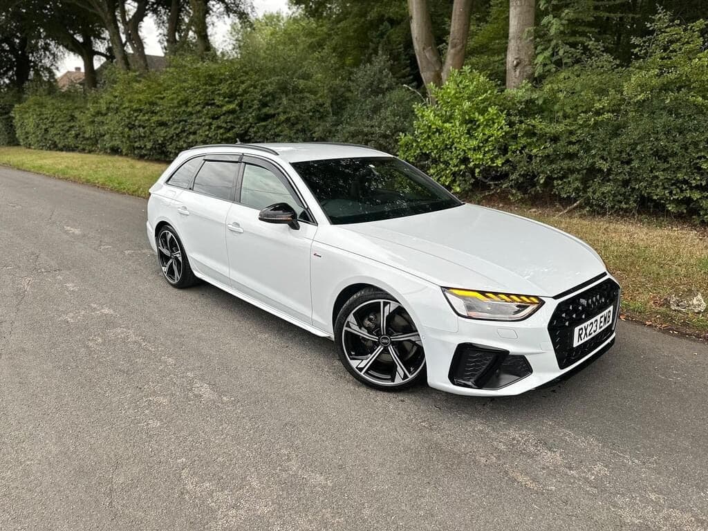 2023 Audi A4 Avant 2.0 TDI 35 Black Edition S Tronic Quattro