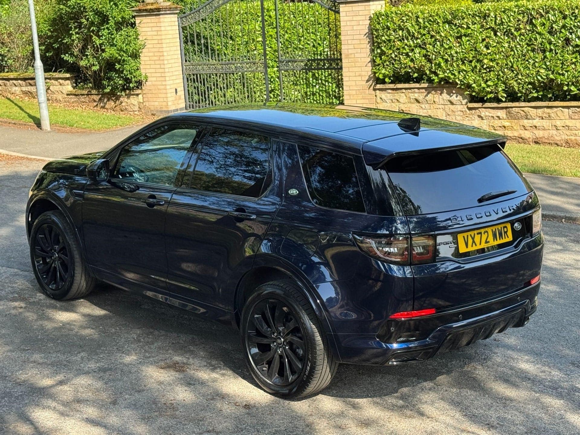 2022 Land Rover Discovery Sport 1.5 P300e 12.2kWh R-Dynamic HSE Auto 4WD