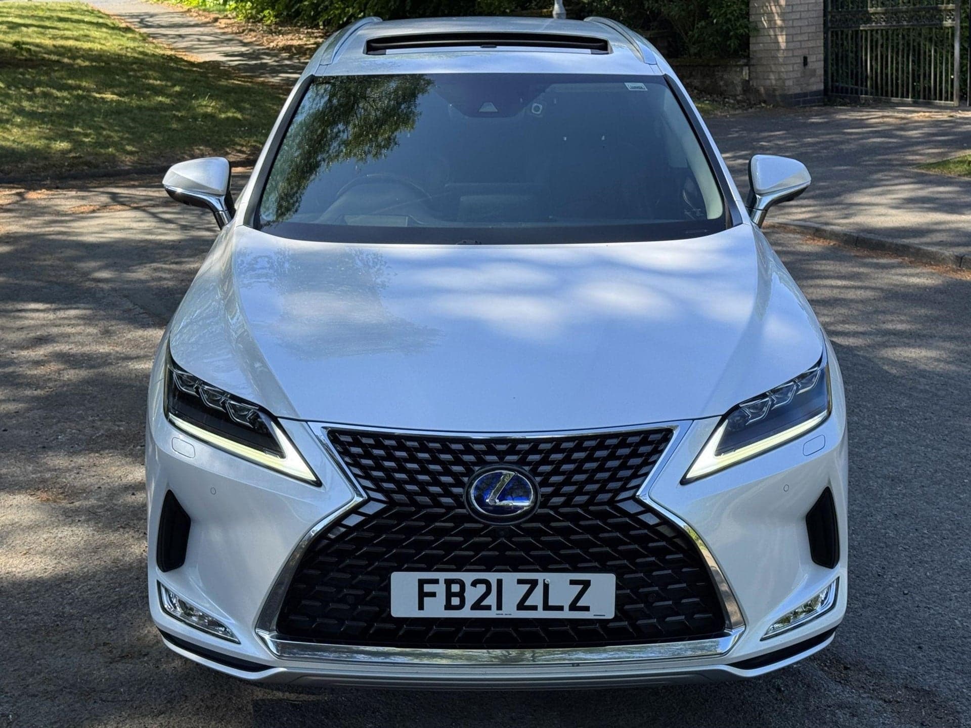 2021 Lexus RX 3.5 L 450h L V6 Takumi E-CVT 4WD