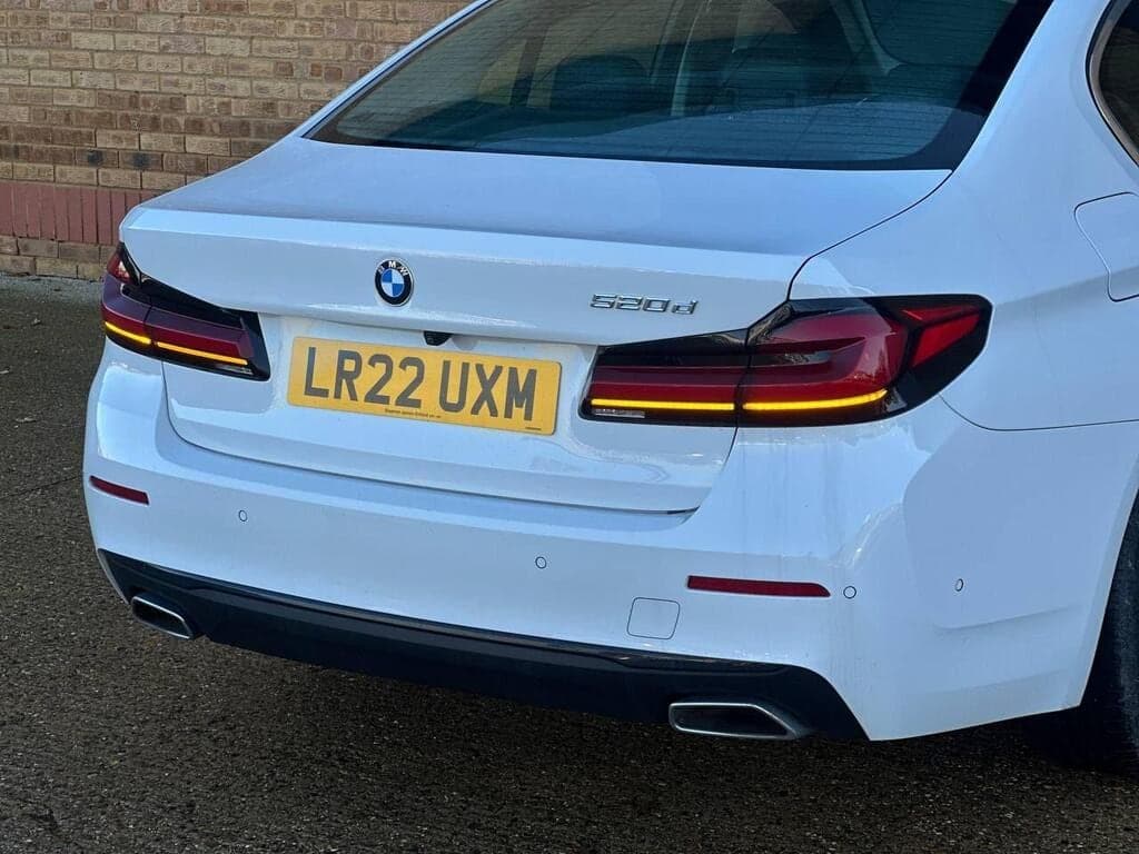 2022 BMW 5 Series 520d MHT SE Steptronic
