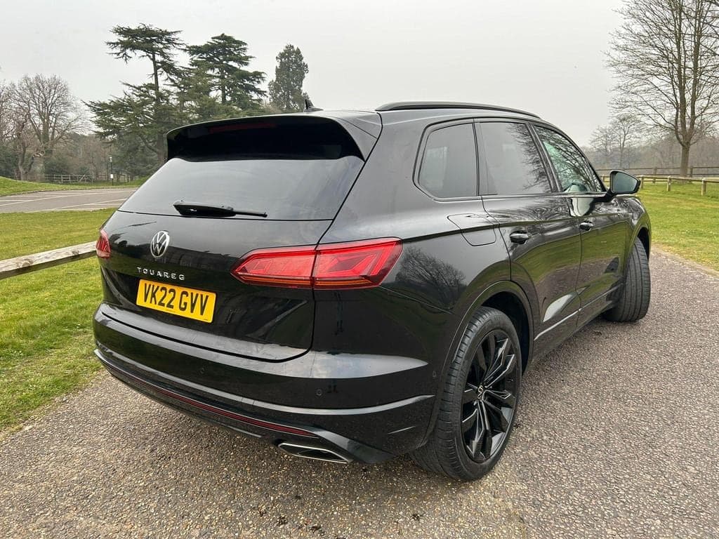2022 Volkswagen Touareg V6 BLACK EDITION TSI A