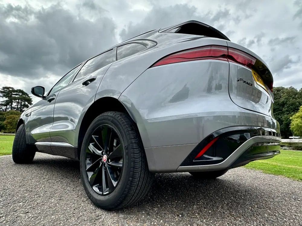 2022 Jaguar F-Pace R-Dynam BLK D MHEV AWD A
