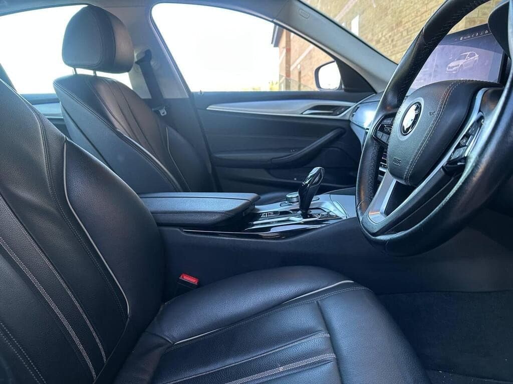 2022 BMW 5 Series 520d MHT SE Steptronic