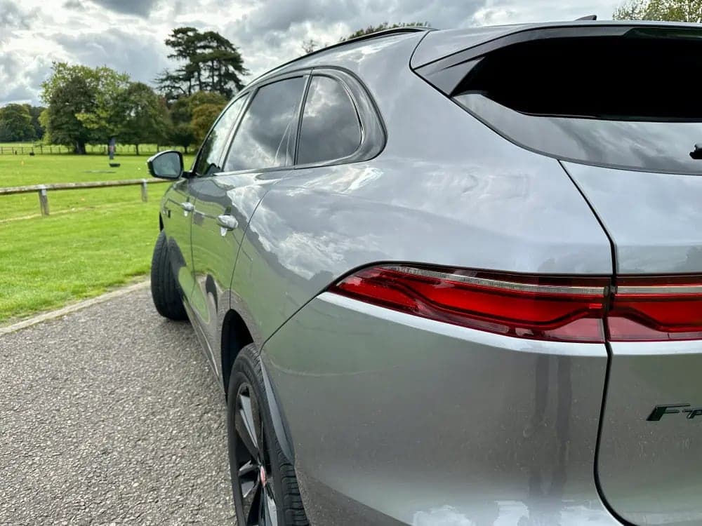 2022 Jaguar F-Pace R-Dynam BLK D MHEV AWD A