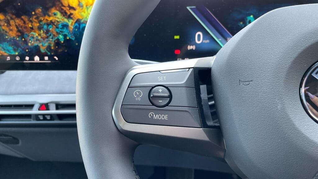 2025 BMW iX xDrive 45 M Sport