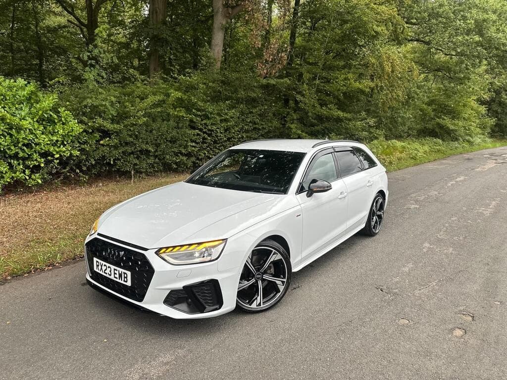 2023 Audi A4 Avant 2.0 TDI 35 Black Edition S Tronic Quattro