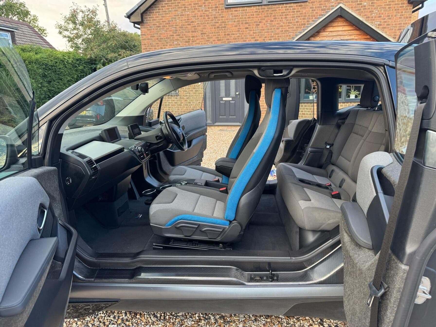 2022 BMW i3 42.2kWh S Auto 5dr — photo 8