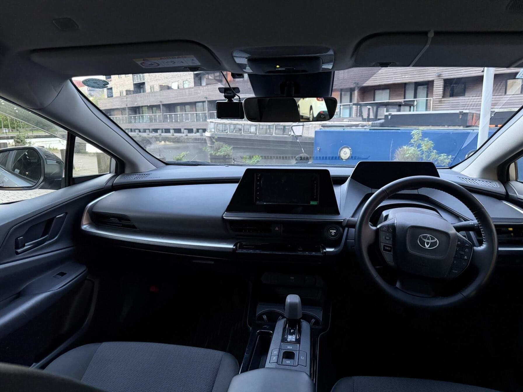 2024 Toyota Prius 1.8 Hybrid — photo 6