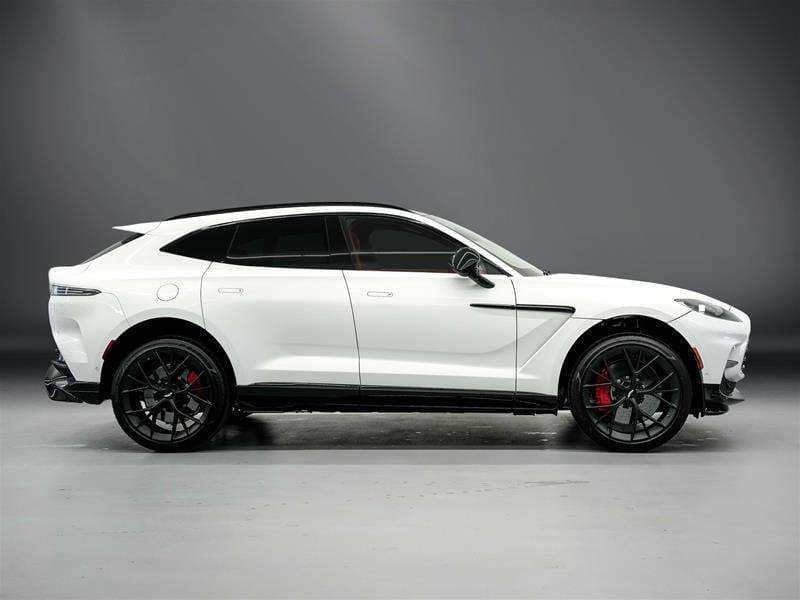 2025 Aston Martin DBX DBX707 — photo 6