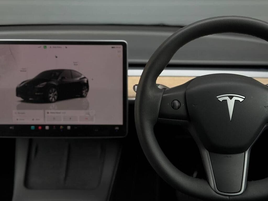 2023 Tesla Model Y Auto RWD 5dr