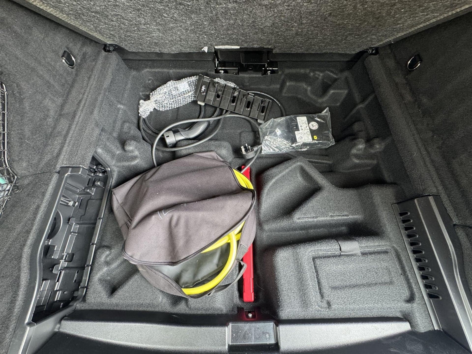 2021 Mercedes-Benz EQC 400 80kWh AMG Line (Premium Plus) Auto 4MATIC