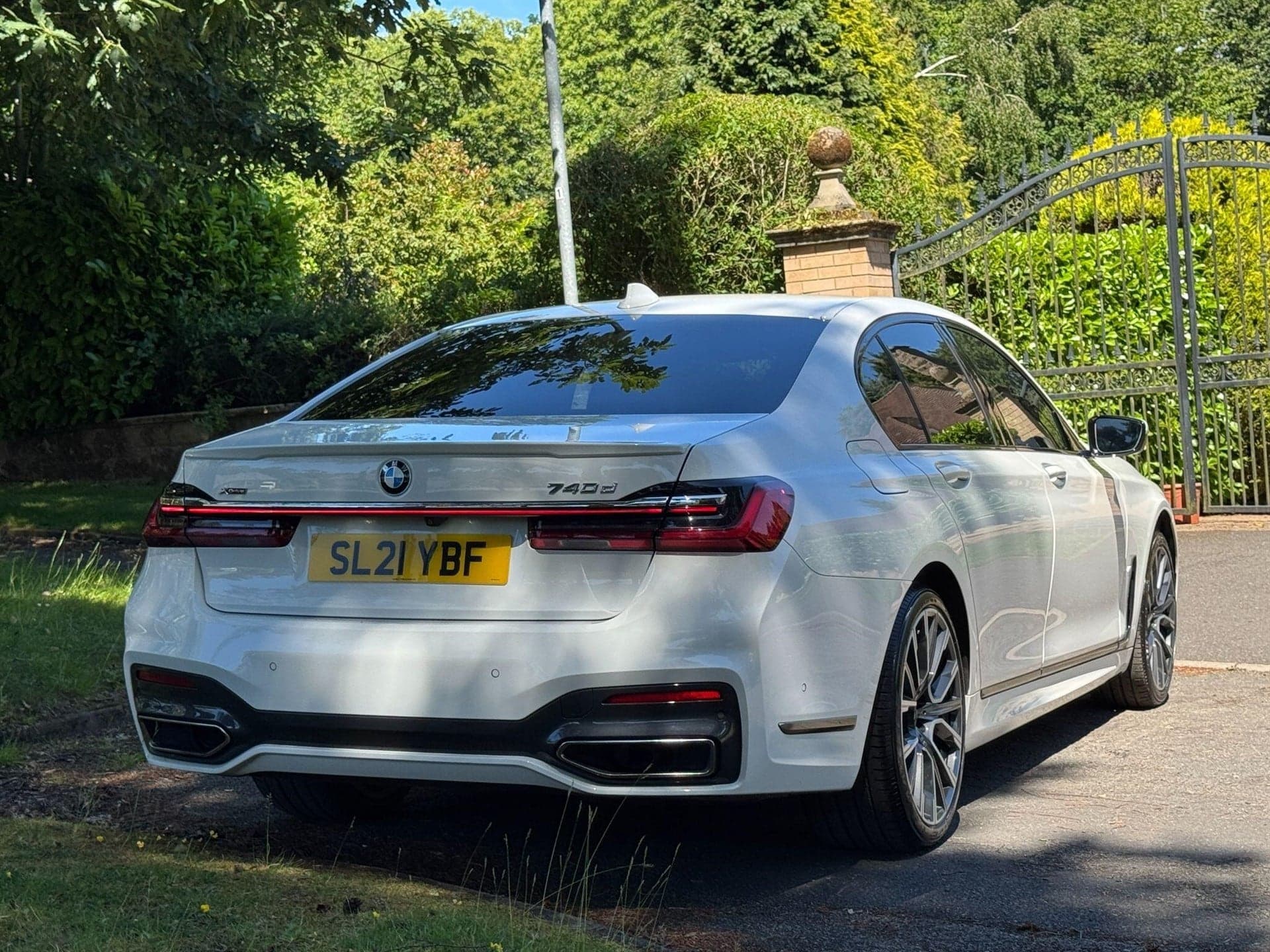 2021 BMW 7 Series 3.0 740d MHT M Sport Auto xDrive