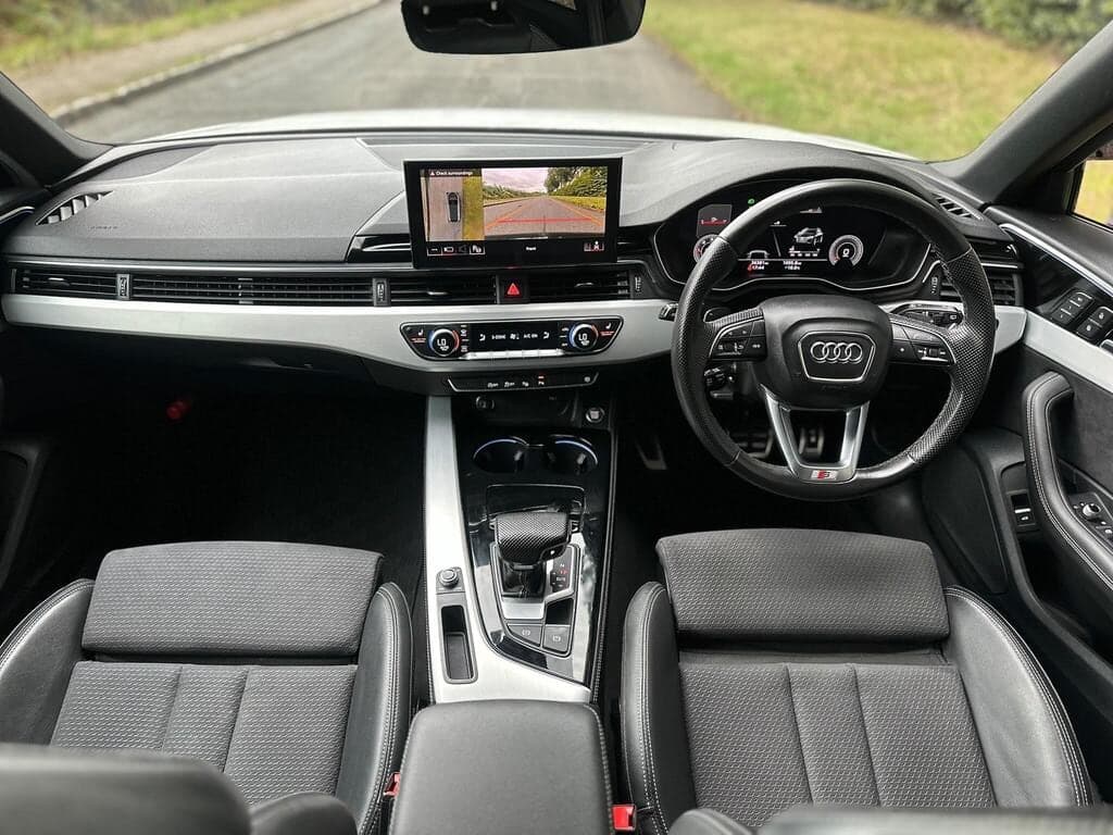 2023 Audi A4 Avant 2.0 TDI 35 Black Edition S Tronic Quattro