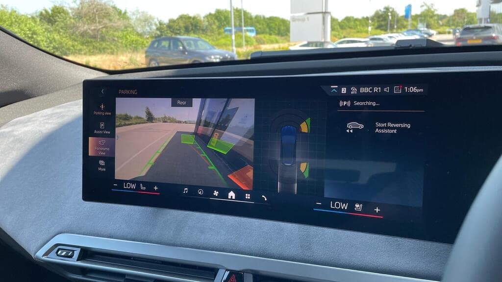 2025 BMW iX xDrive 45 M Sport