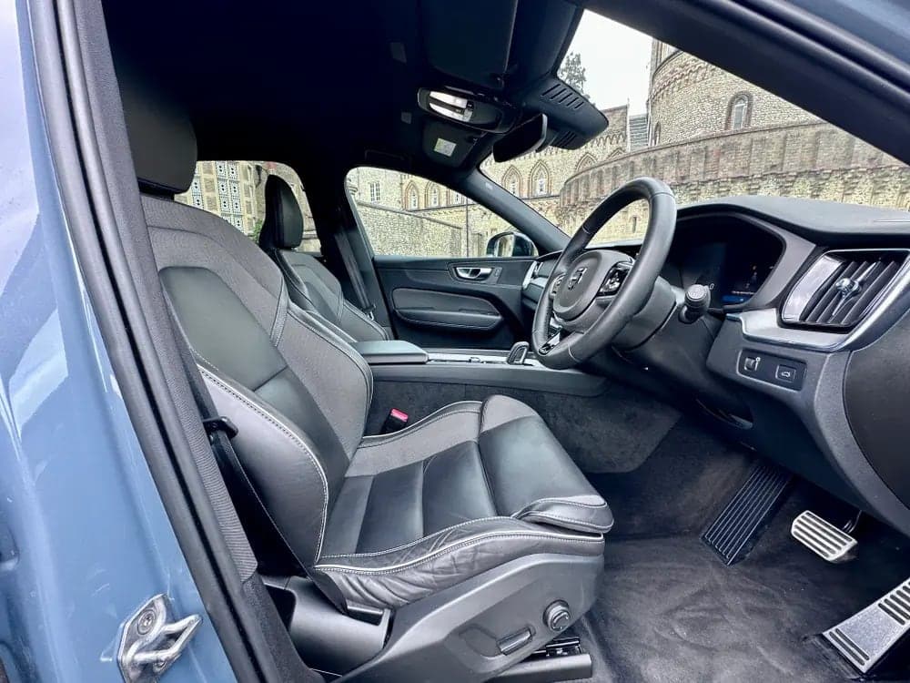 2021 Volvo XC60 R-Design B4 MHEV AWD Auto