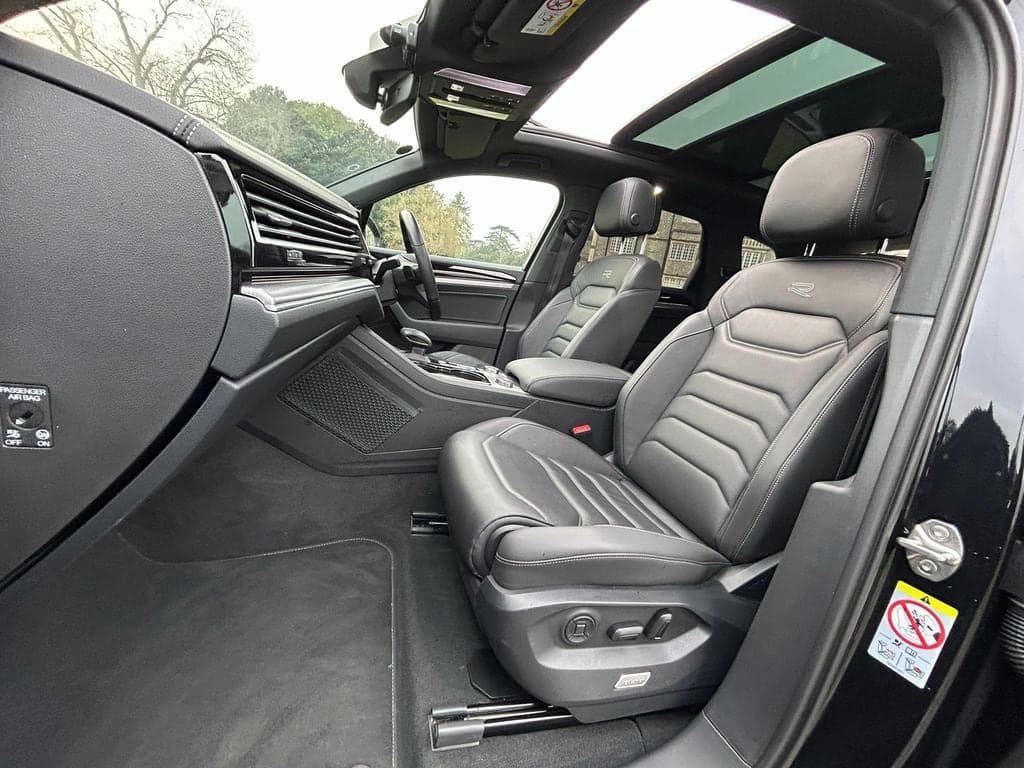 2022 Volkswagen Touareg V6 BLACK EDITION TSI A