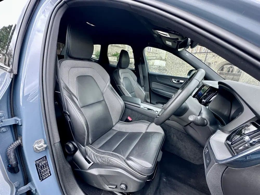 2021 Volvo XC60 R-Design B4 MHEV AWD Auto