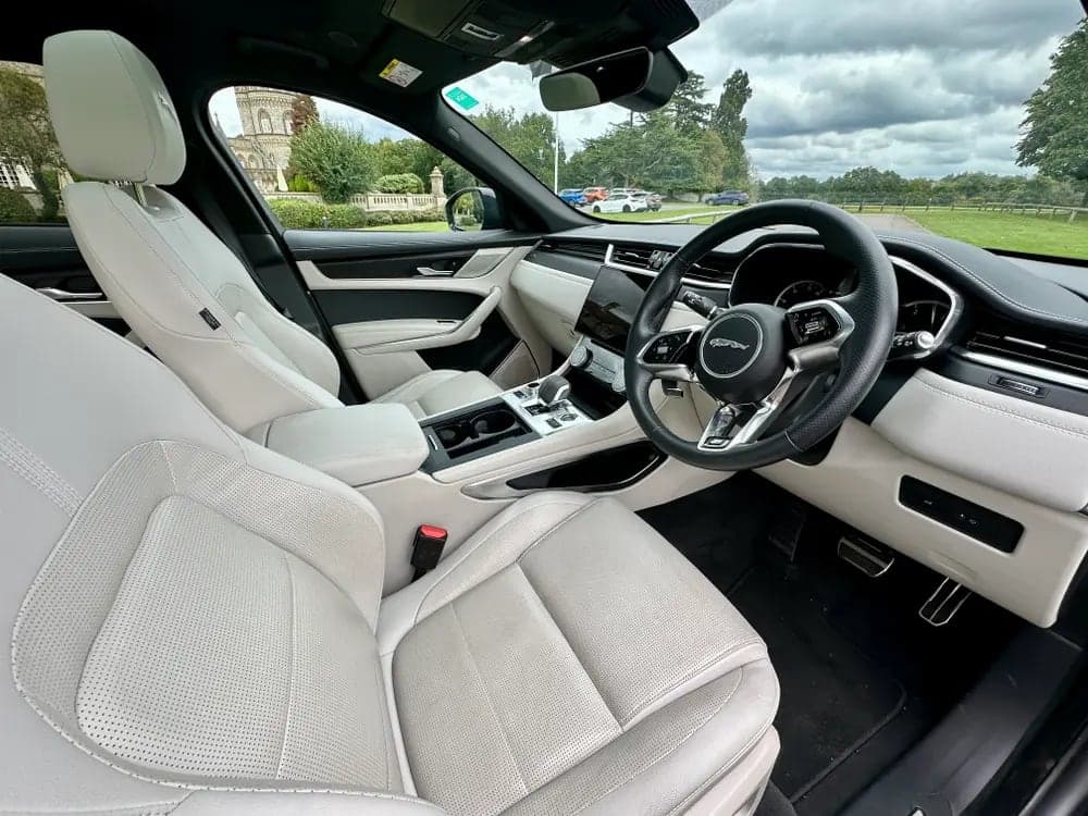 2022 Jaguar F-Pace R-Dynam BLK D MHEV AWD A