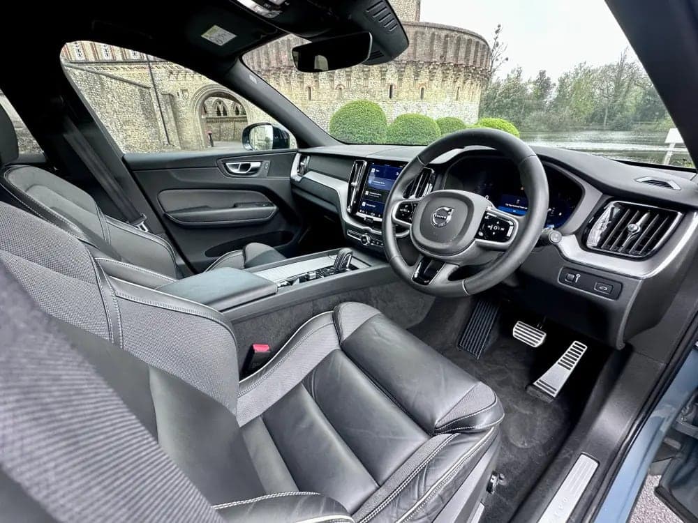 2021 Volvo XC60 R-Design B4 MHEV AWD Auto