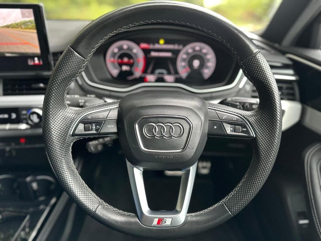 2023 Audi A4 Avant 2.0 TDI 35 Black Edition S Tronic Quattro