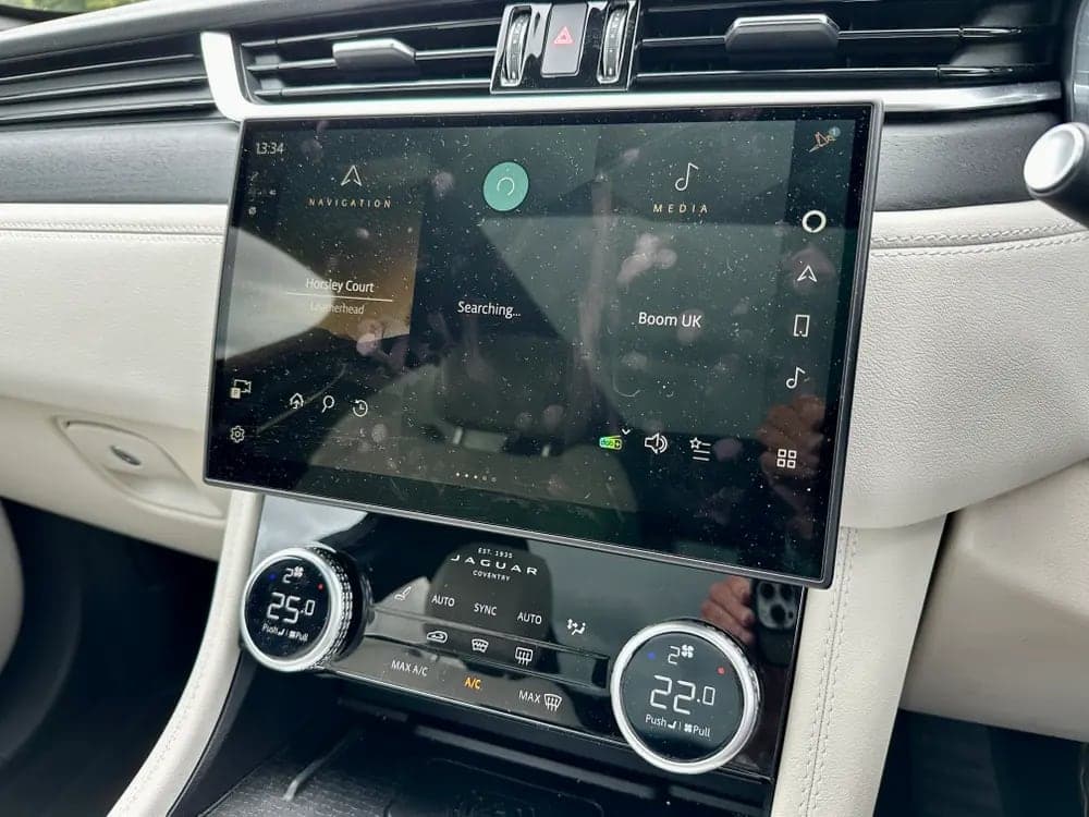 2022 Jaguar F-Pace R-Dynam BLK D MHEV AWD A