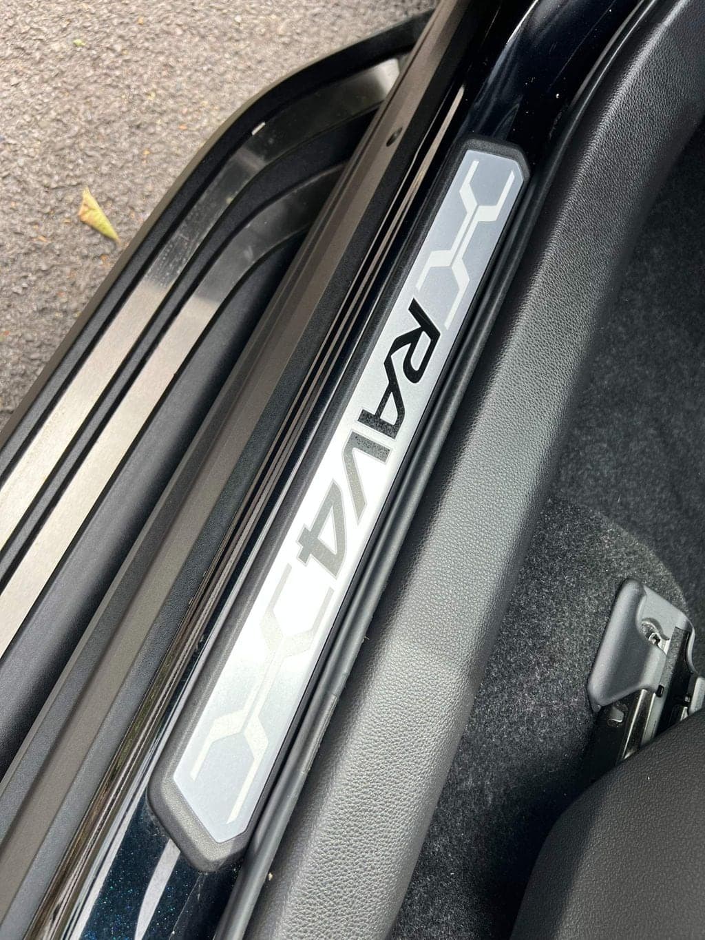 2021 Toyota RAV4 BLACK EDITION HEV CVT