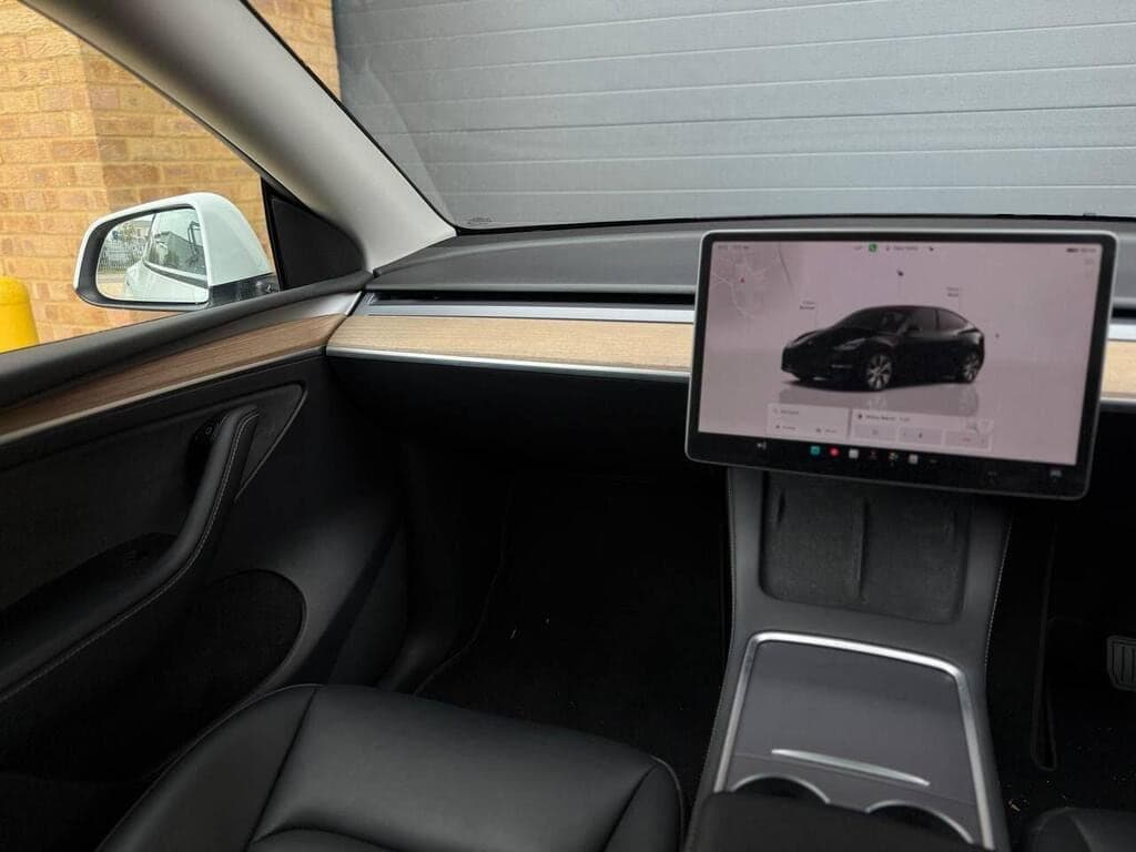 2023 Tesla Model Y Auto RWD 5dr