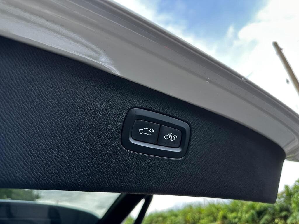 2022 Volvo XC90 2.0 B6 MHEV Ultimate Dark Auto 4WD