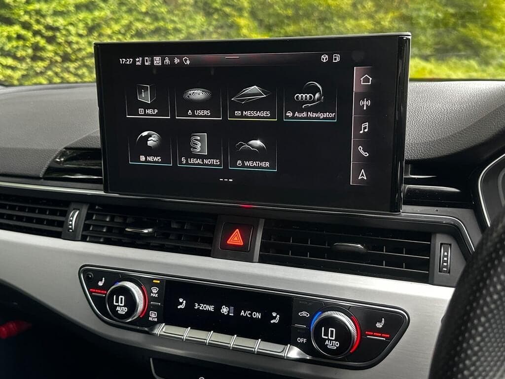 2023 Audi A4 Avant 2.0 TDI 35 Black Edition S Tronic Quattro