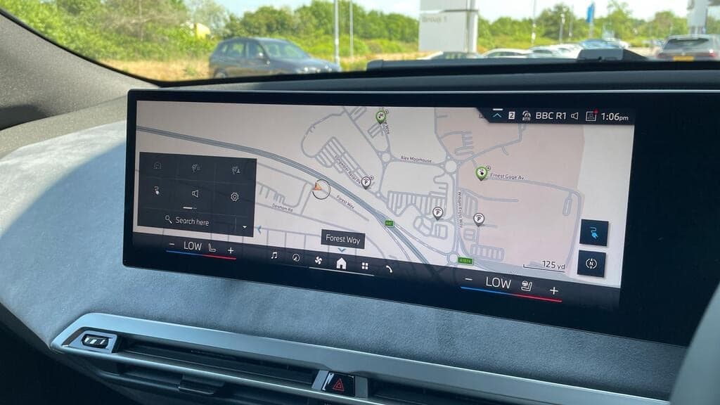 2025 BMW iX xDrive 45 M Sport