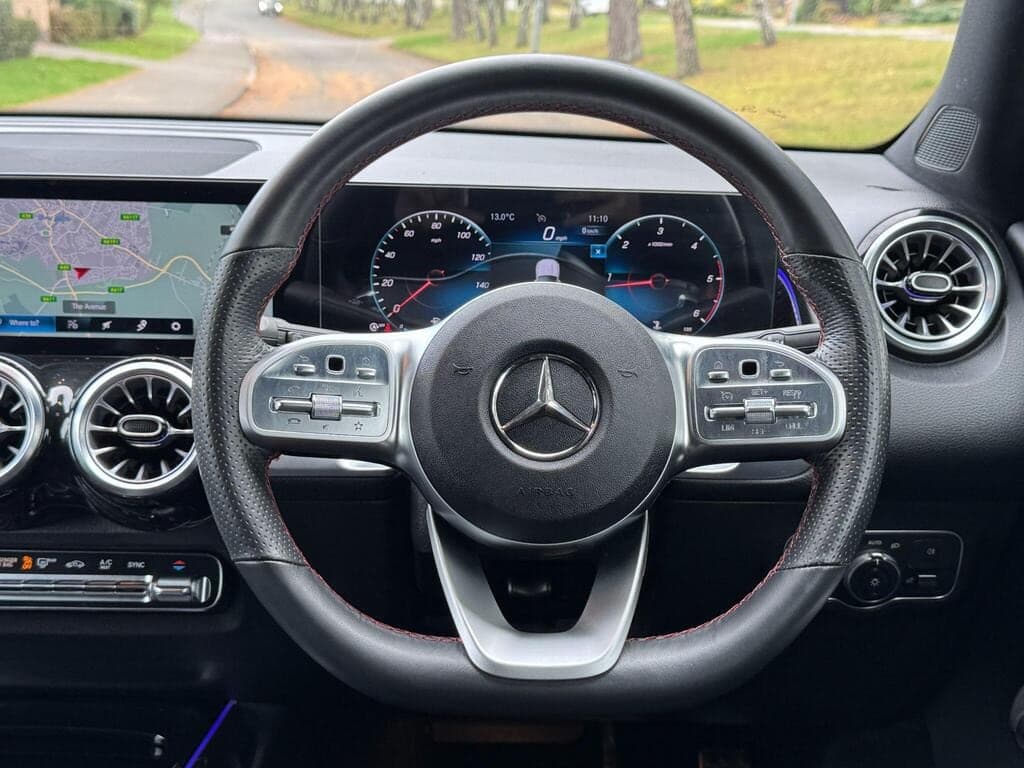2021 Mercedes-Benz GLB 2.0 GLB220d AMG Line (Premium) 8G-DCT 4MATIC