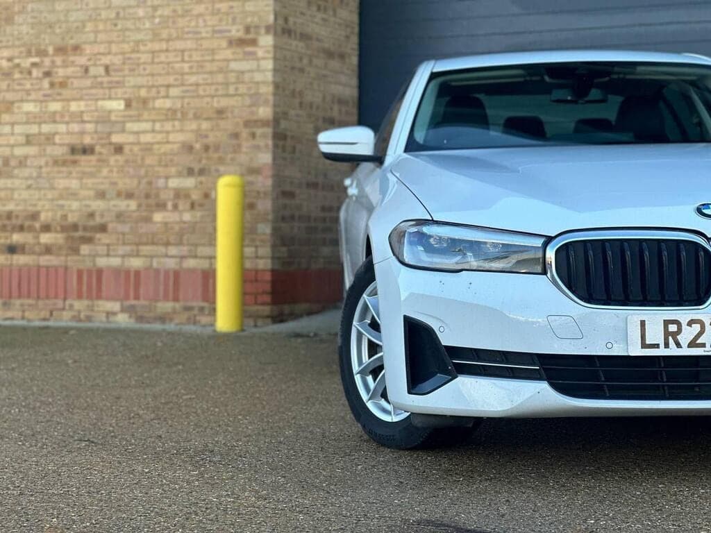 2022 BMW 5 Series 520d MHT SE Steptronic
