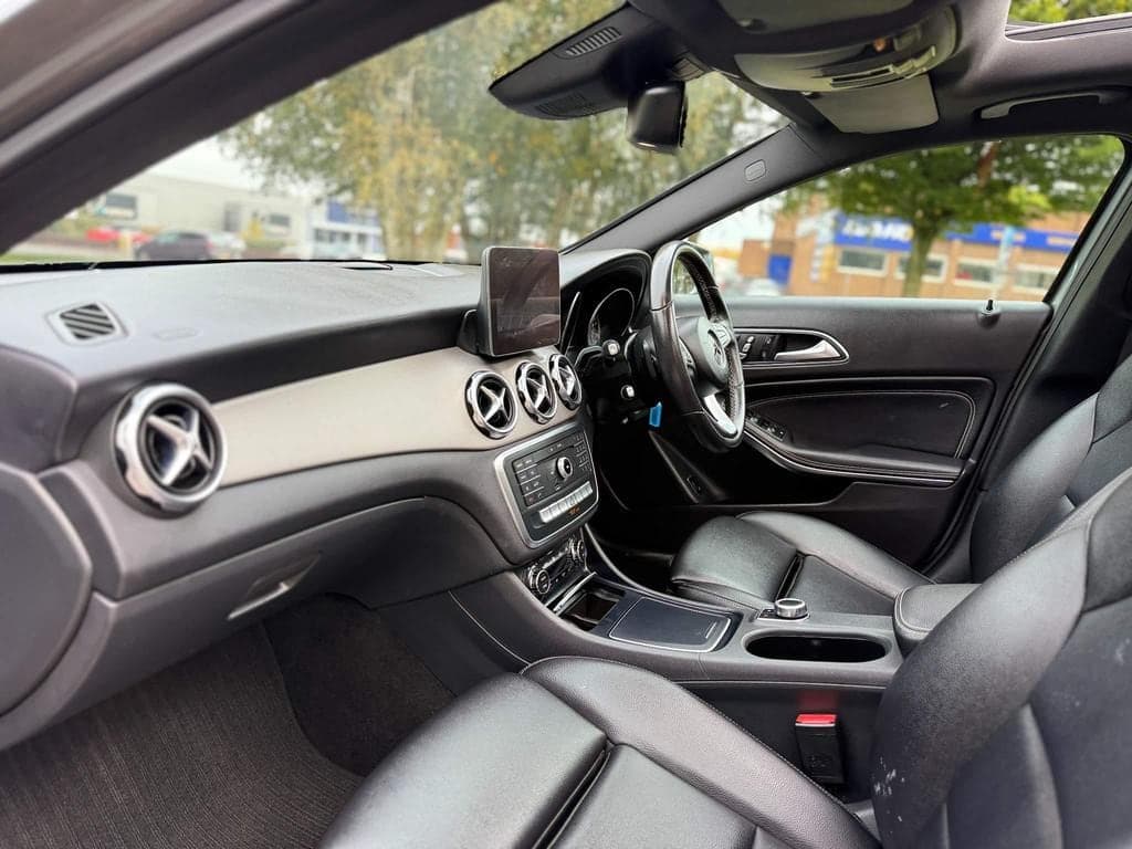 2018 Mercedes-Benz GLA 200 Sport Premium + D Auto