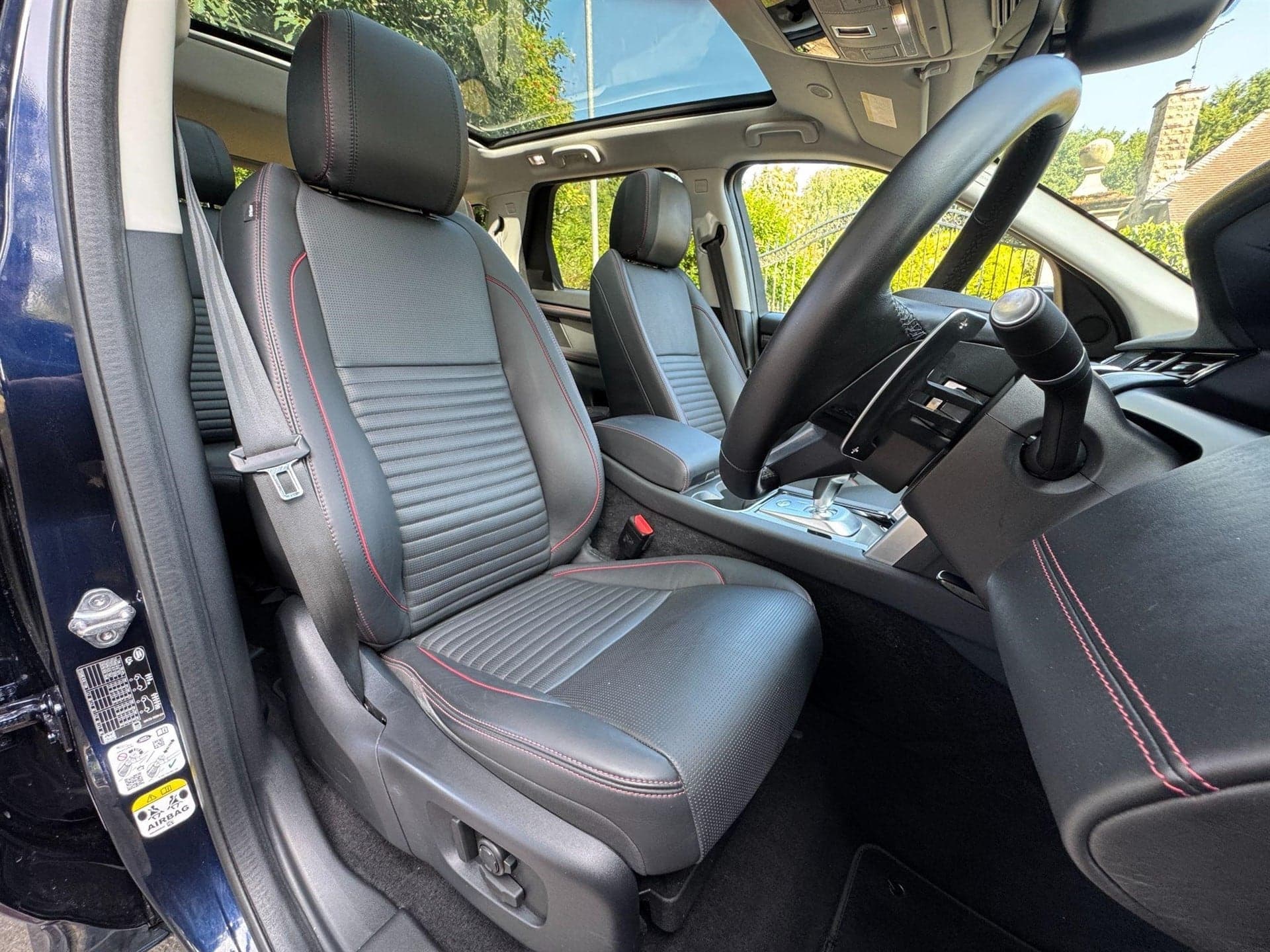 2022 Land Rover Discovery Sport 1.5 P300e 12.2kWh R-Dynamic HSE Auto 4WD