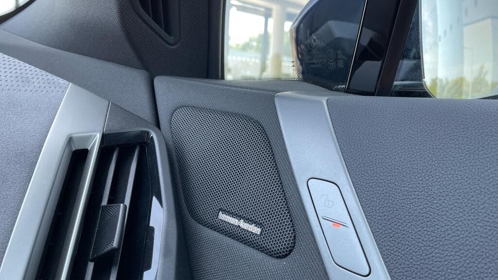 2025 BMW iX xDrive 45 M Sport