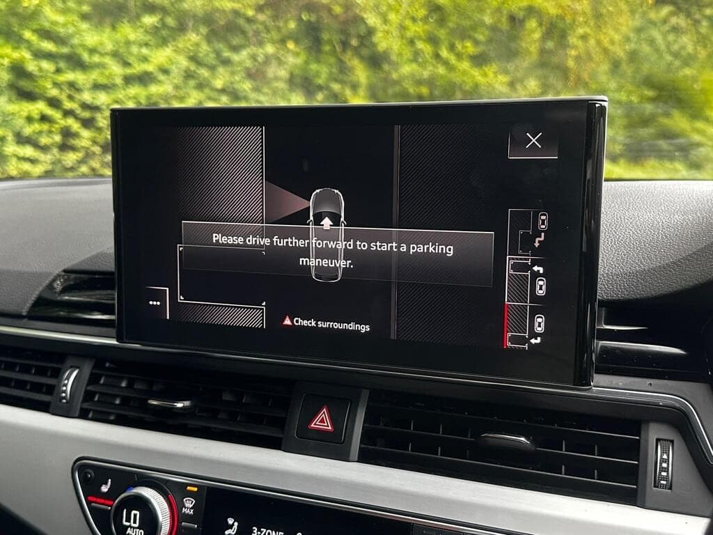 2023 Audi A4 Avant 2.0 TDI 35 Black Edition S Tronic Quattro