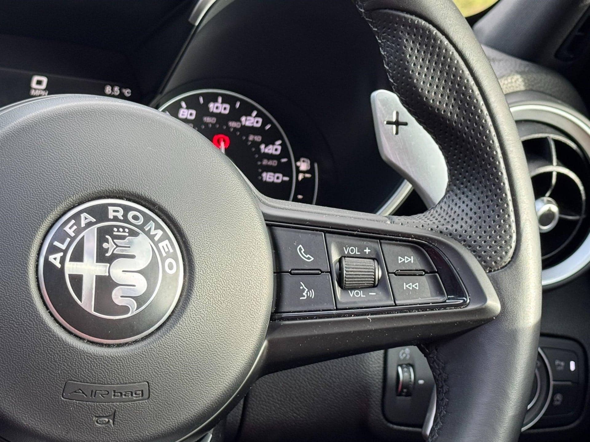 2022 Alfa Romeo Giulia 2.0T Veloce Auto