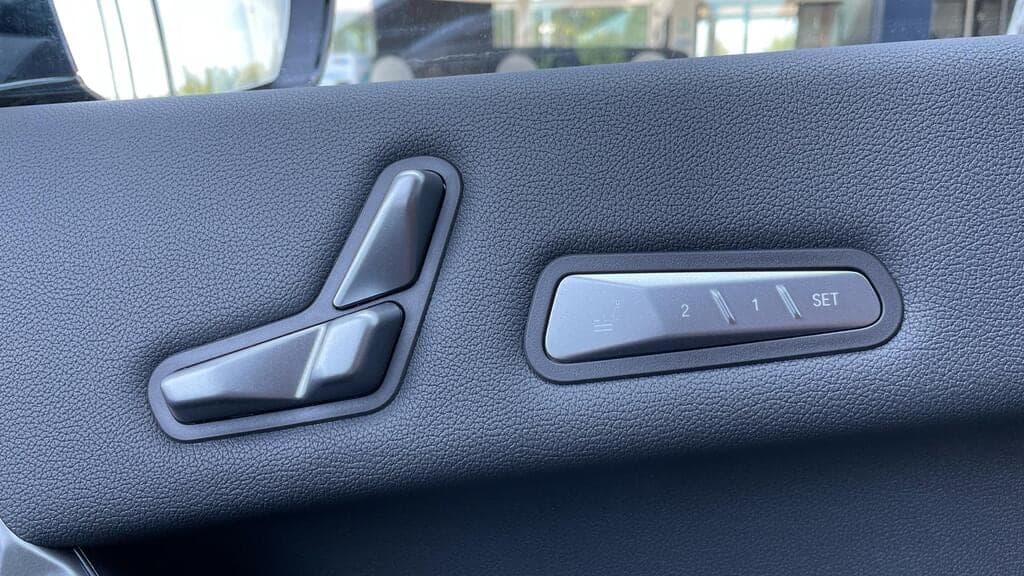 2025 BMW iX xDrive 45 M Sport