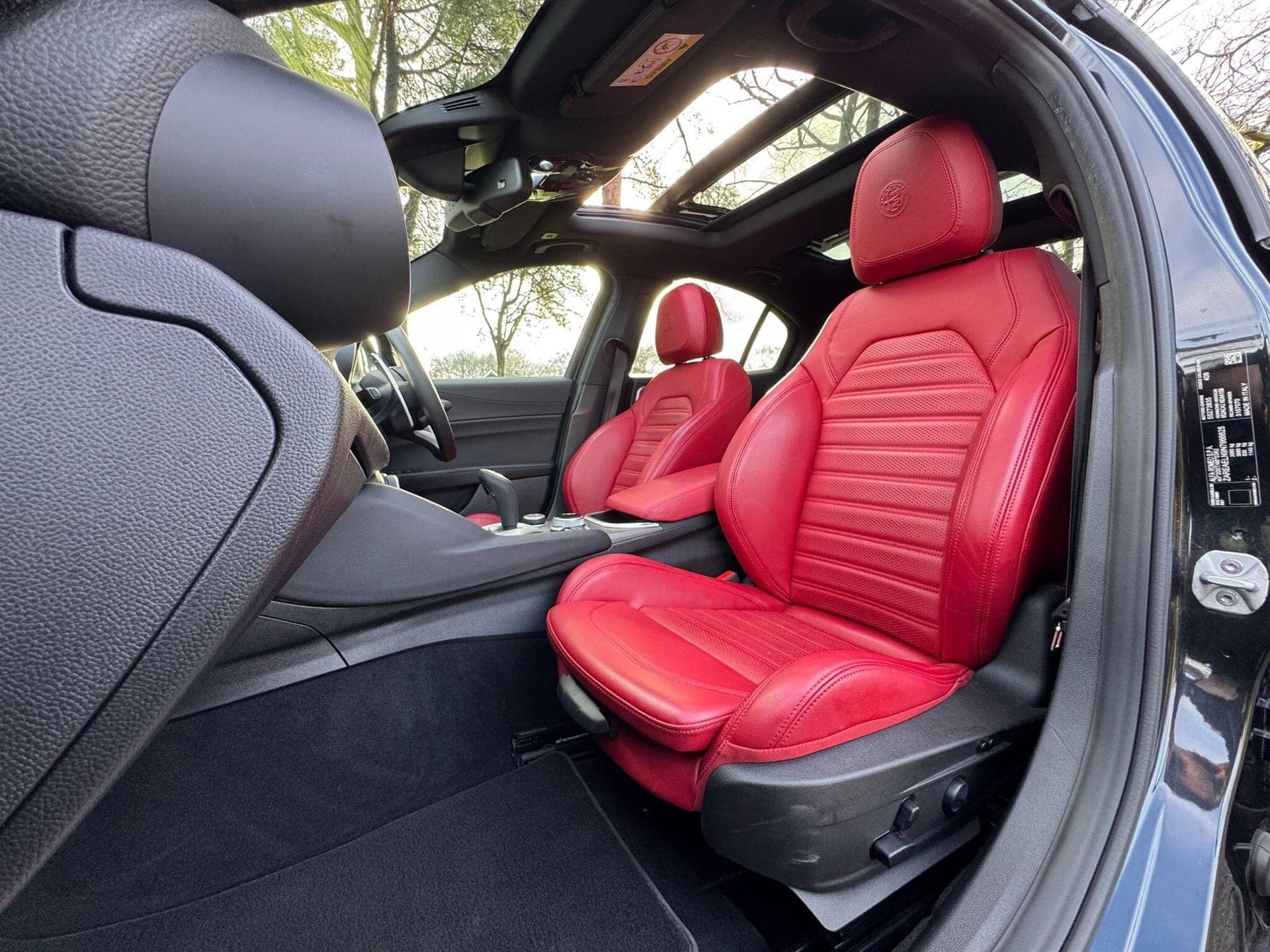 2022 Alfa Romeo Giulia 2.0T Veloce Auto