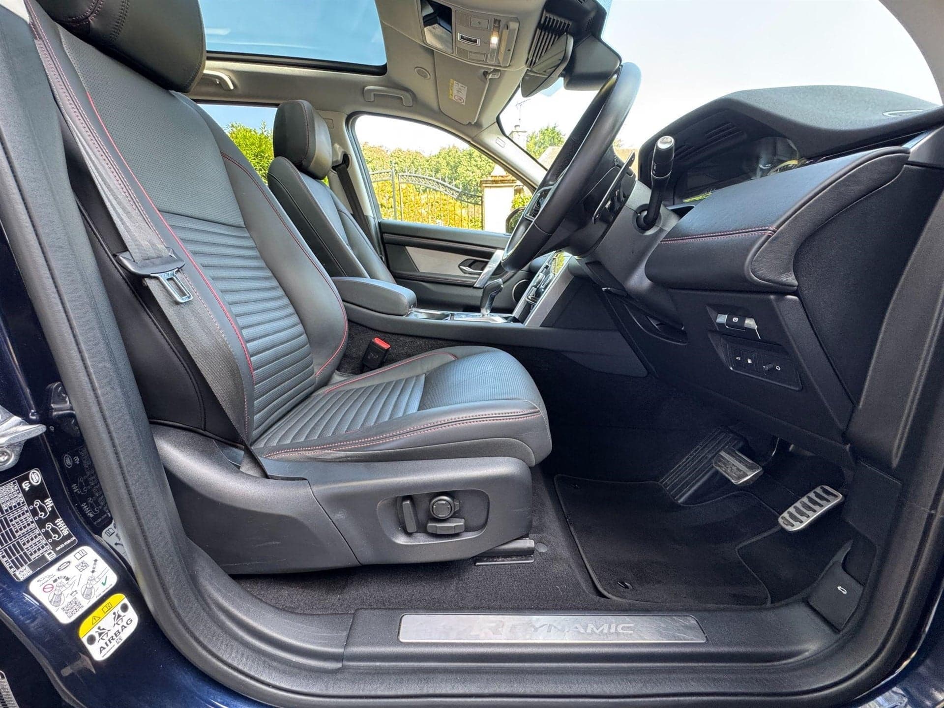 2022 Land Rover Discovery Sport 1.5 P300e 12.2kWh R-Dynamic HSE Auto 4WD