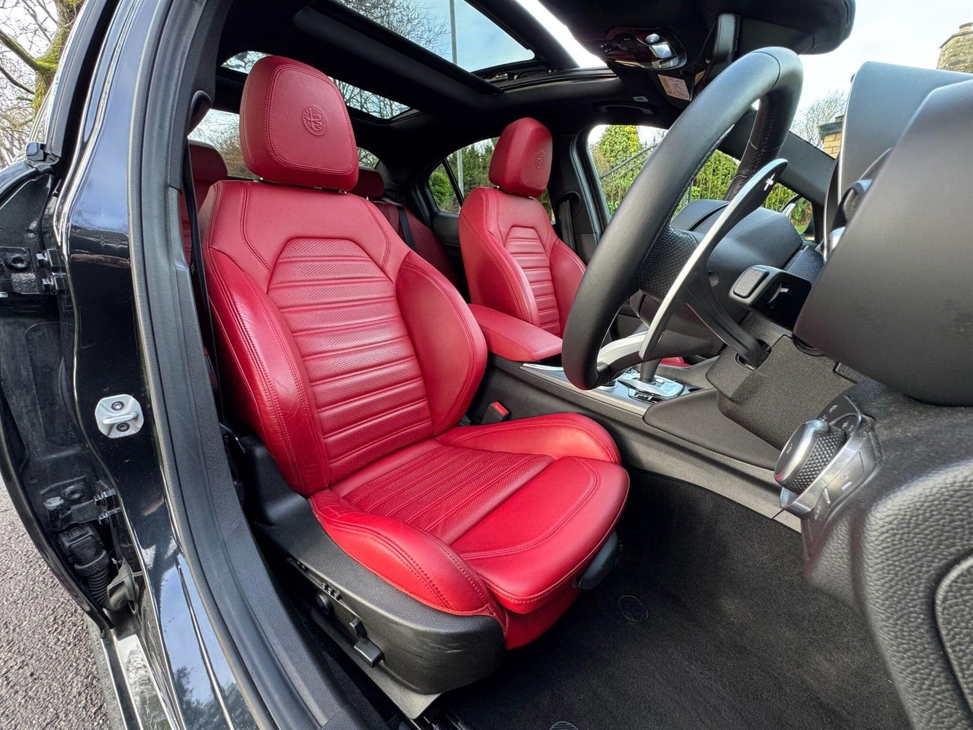 2022 Alfa Romeo Giulia 2.0T Veloce Auto