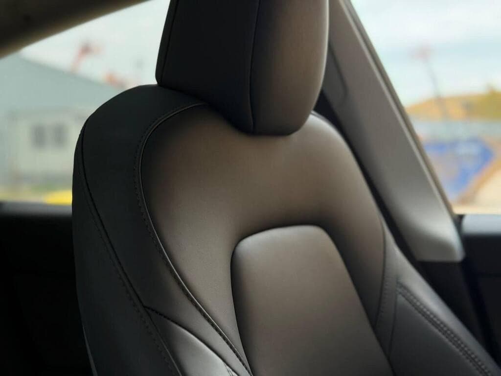 2023 Tesla Model Y Auto RWD 5dr