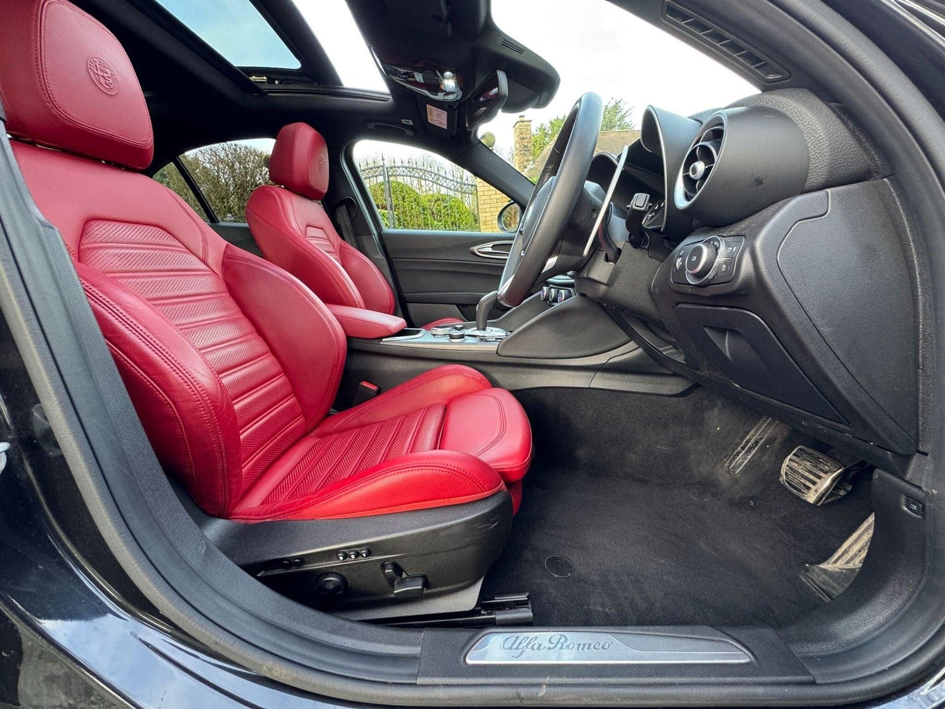 2022 Alfa Romeo Giulia 2.0T Veloce Auto